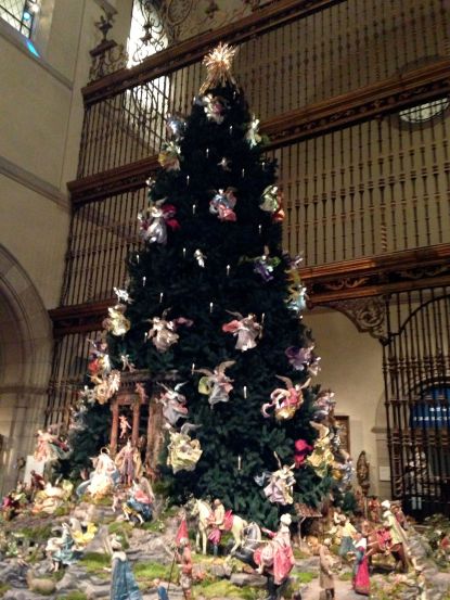 Met Christmas Tree